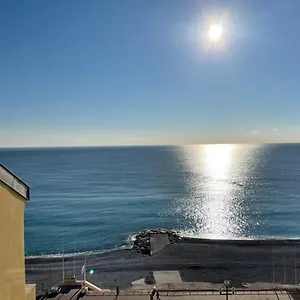 Le Grand Bleu Nice
